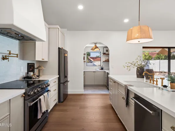 10572 E BELLA VISTA Drive, Scottsdale, AZ 85258