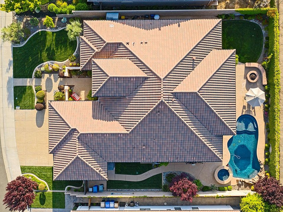 1st image of 187 Rivermist Dr
