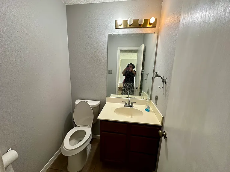 2129 Domal Ln — Photo 12