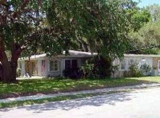 2002 7th St W, Palmetto, FL 34221
