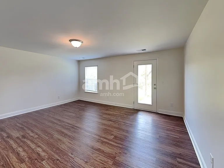184 Larragan Dr — Photo 24