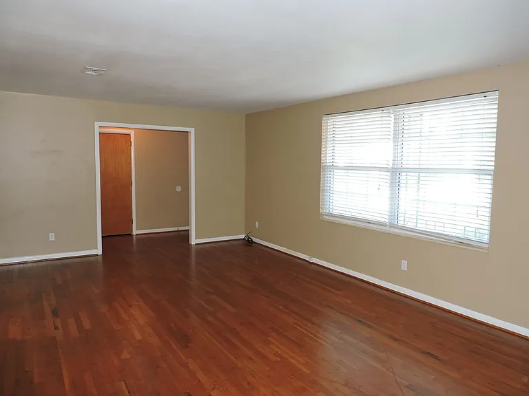 8220 Excelsior Dr — Photo 8