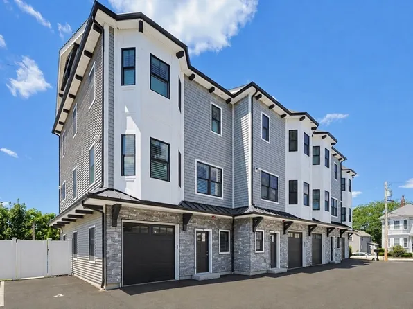 29 Cherry St #3, Waltham, MA 02453