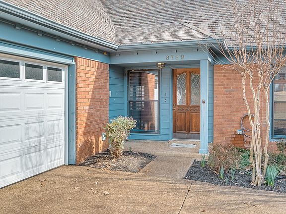 3rd image of 8729 Grandbury Pl