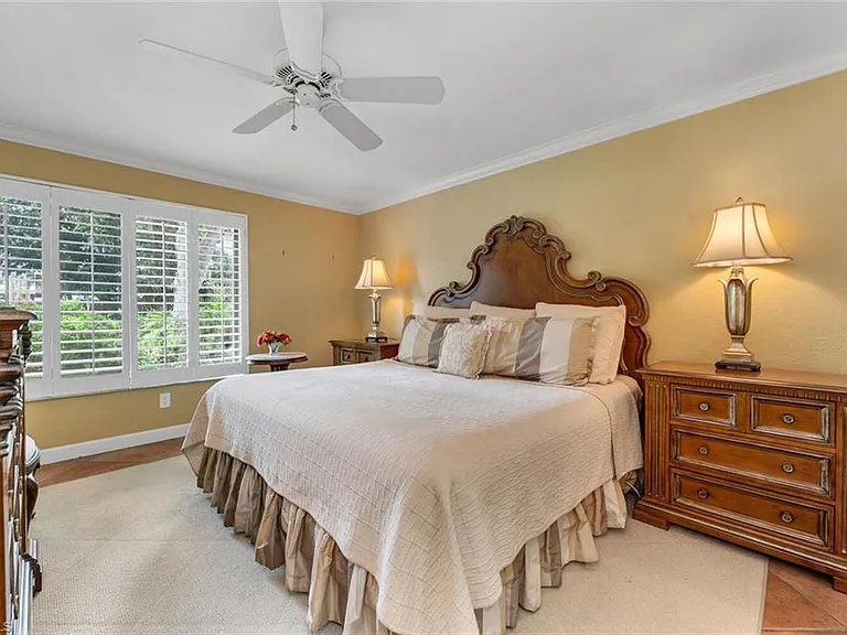 5950 Pelican Bay Blvd #111 — Photo 13
