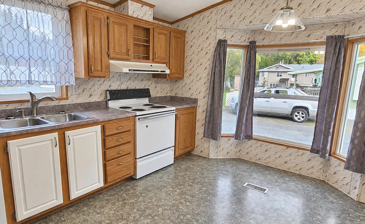 2 bed, 938 sqft, $1,050 — Photo 4