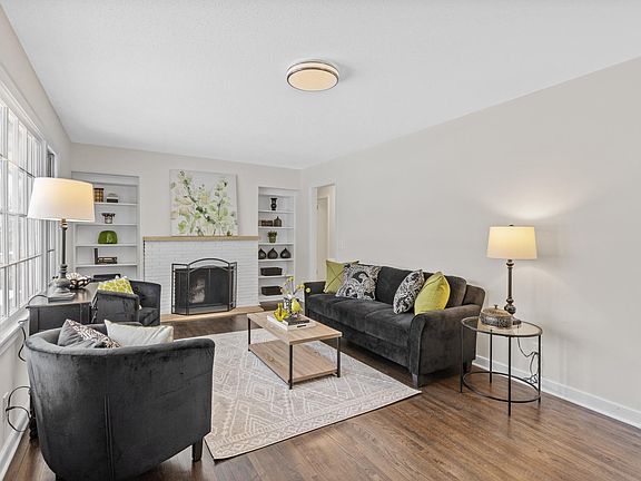 2nd image of 5013 Oxford Ave
