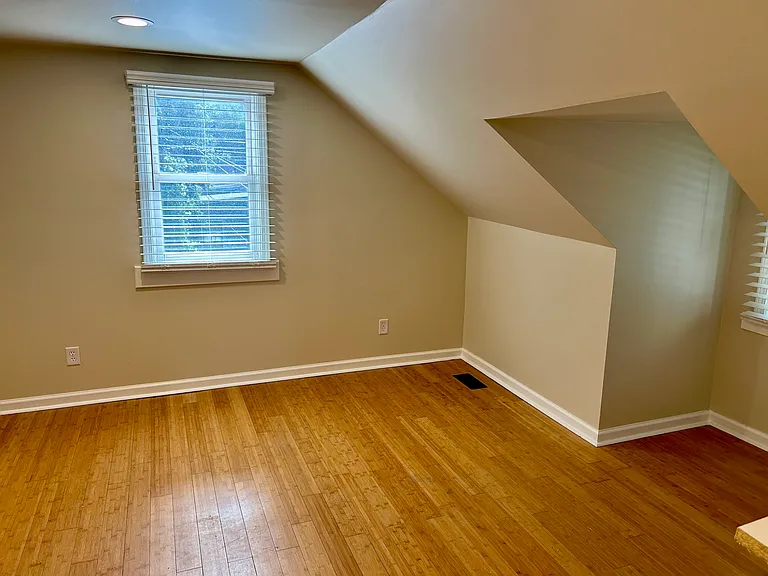 317 Wood St — Photo 15