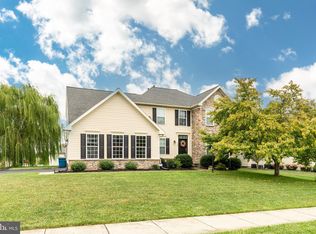 1655 Rosebrook Dr, York, PA 17402