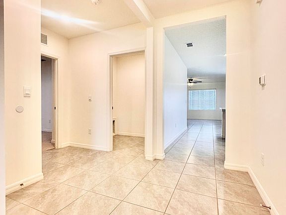 3rd image of 919 Trinity St