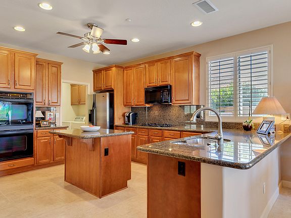 3rd image of 11476 E Whitethorn Dr