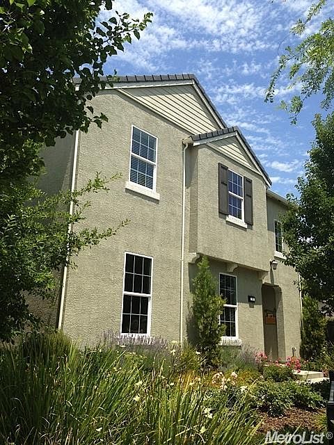 1st image of 59 Chambord Cir #59