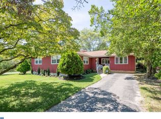 40 Fairmount Ave, Laurel Springs, NJ 08021