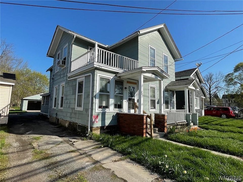 1st image of 247 Clinton St