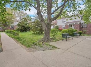 98 Spruce St APT 2A, Yonkers, NY 10701