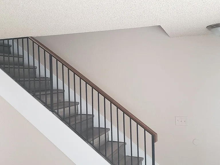 923 E Marine View Dr #A — Photo 17