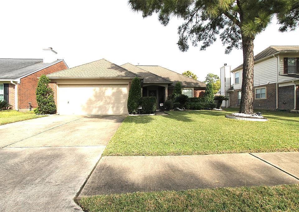 1st image of 1626 Plumwood Dr