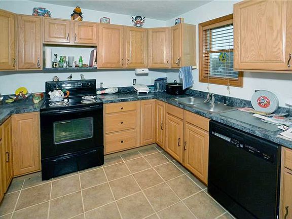 3rd image of 804 Zimmerman St