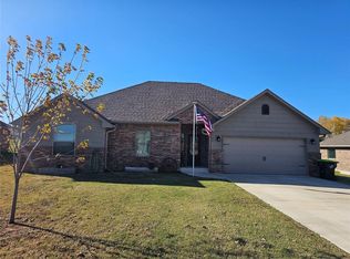 1705 N 4th Ave, Purcell, OK 73080