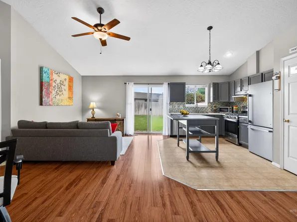 2600 Muskrat Ave, Nampa, ID 83687