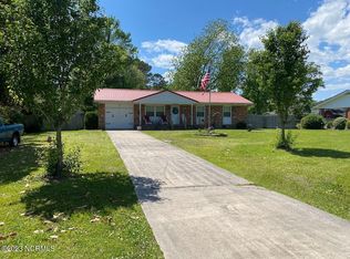 603 Friendly Rd, Morehead City, NC 28557