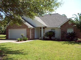 26 Ridge Crest Dr, Picayune, MS 39466