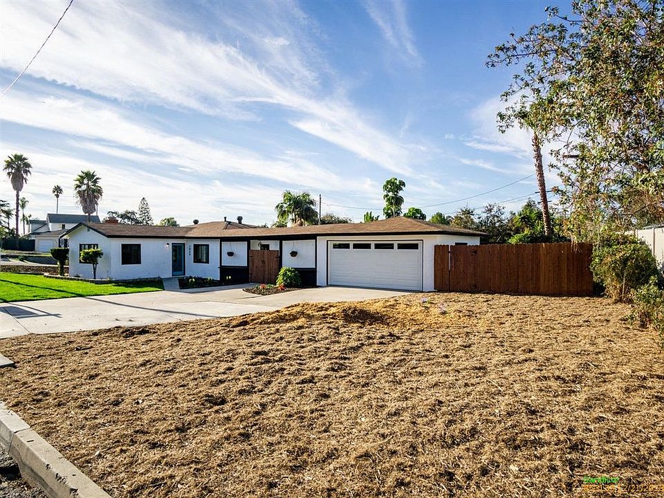 2nd image of 2060 Falmouth Dr
