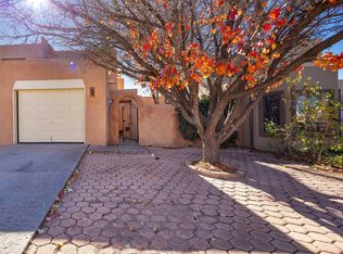 2574 Camino San Patricio, Santa Fe, NM 87505