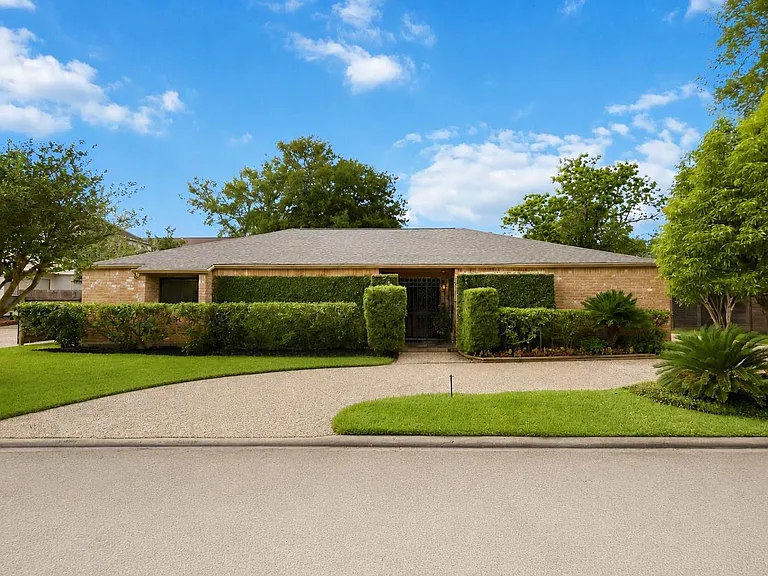 619 Rancho Bauer Dr — Photo 45
