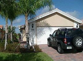 5th image of 11836 Delfina Ln