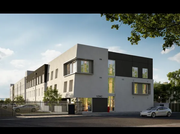 12342 Osborne Pl Building 1, Pacoima, CA 91331