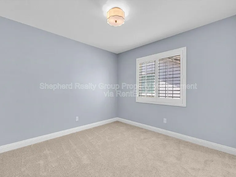 12167 Chutes Ct — Photo 20