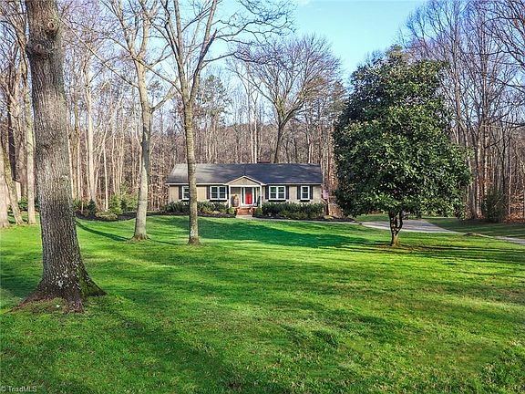 2nd image of 9002 Larchwood Dr