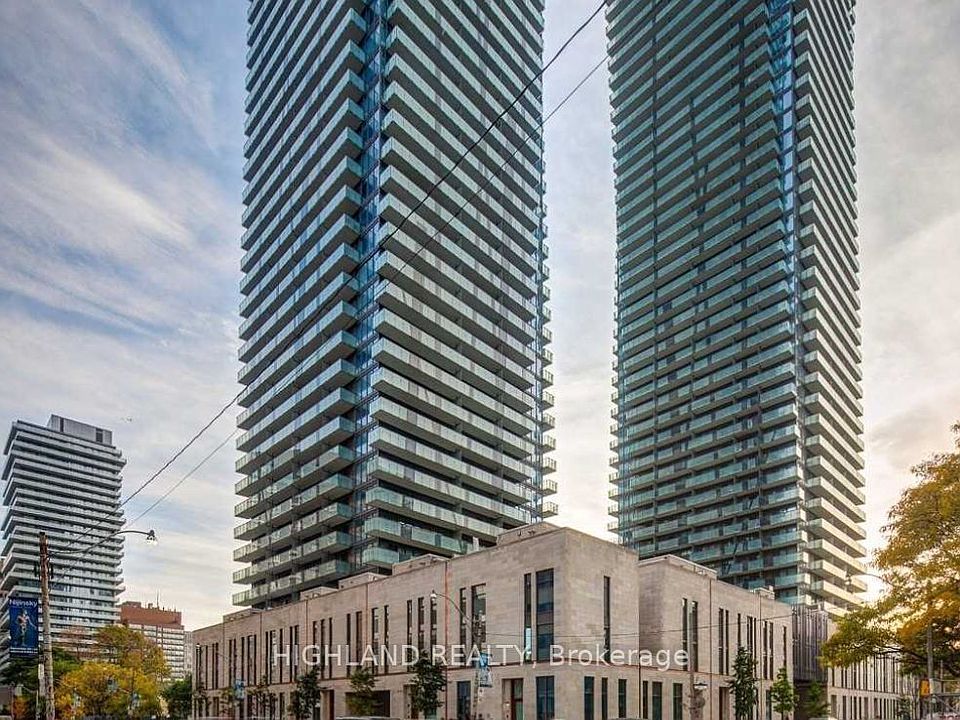 2nd image of 1080 Bay St #4605