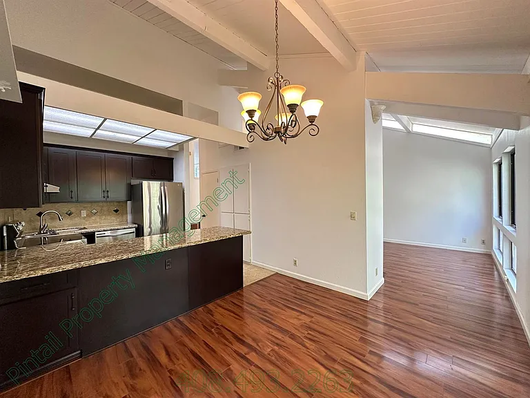 802 Kingfisher Ter — Photo 45