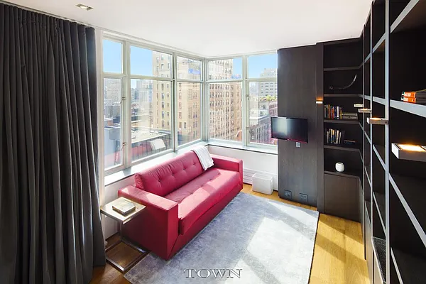 Sold by Town Residential | media 28