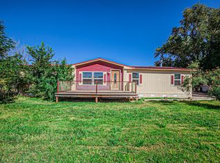 3 Sais Dr, Los Lunas, NM 87031