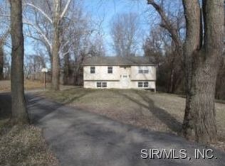 115 Twin Dr, Caseyville, IL