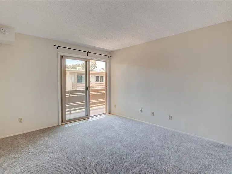 4012 Valeta St #302 — Photo 17
