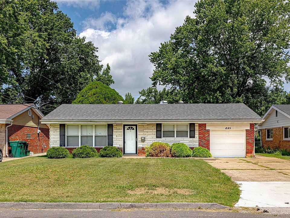 1st image of 845 Lebon Dr
