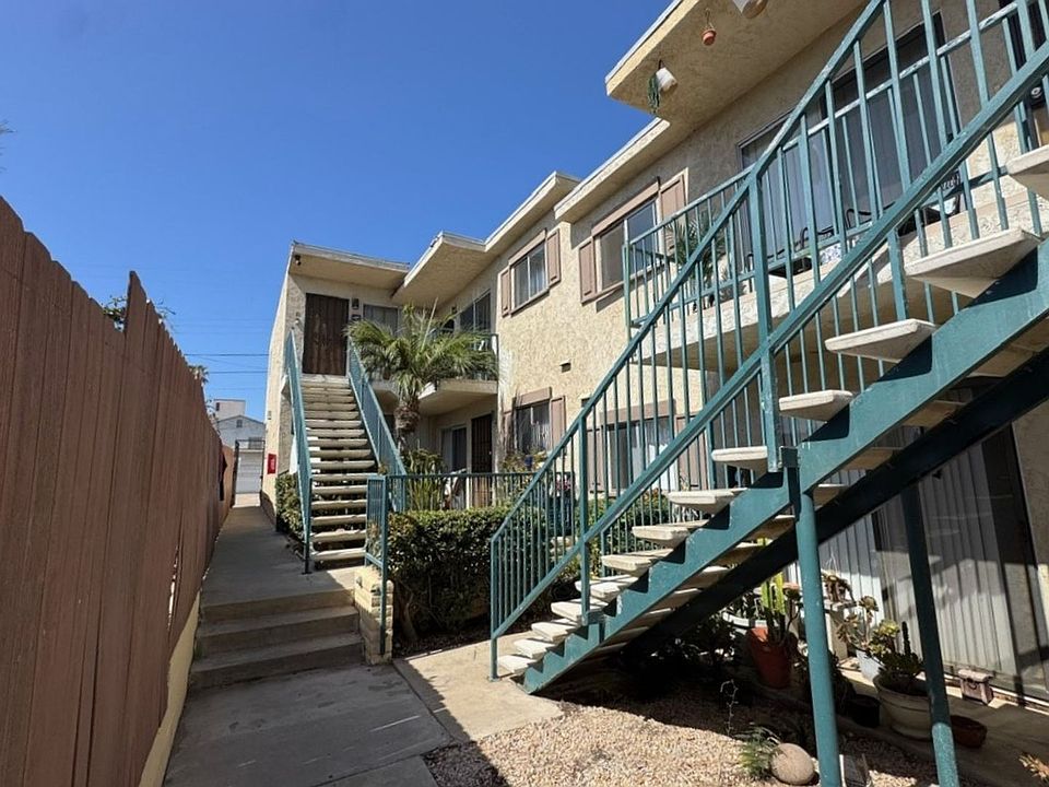 1st image of 5027 Del Monte Ave #6