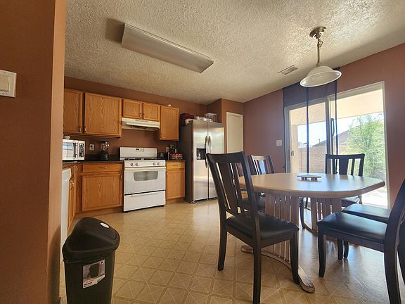 4th image of 8620 Sawgrass Pl NW