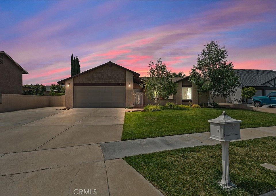 1st image of 3785 Ermine Dr