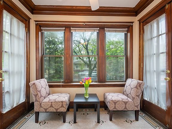 Unit 1 sitting room