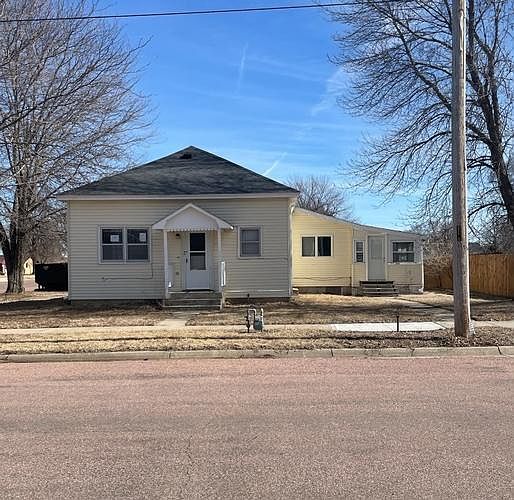 1st image of 501 Clark Ave