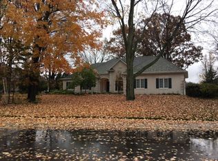 1175 Pleasant Valley Dr, Oneida, WI 54155