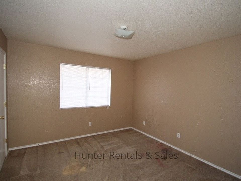 1st image of 3900A Gus Dr