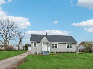 520 W Pheasant Ct, Round Lake Beach, IL 60073