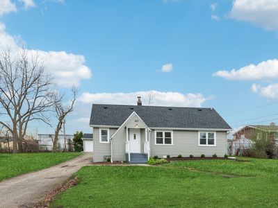 520 W Pheasant Ct, Round Lake Beach, IL, 60073
