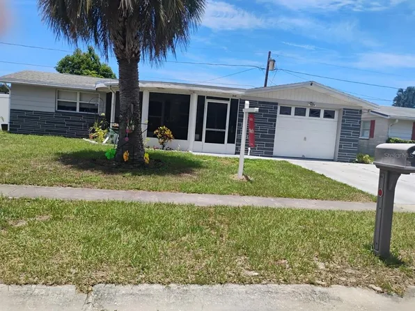 2049 Maureen Dr, Holiday, FL 34690